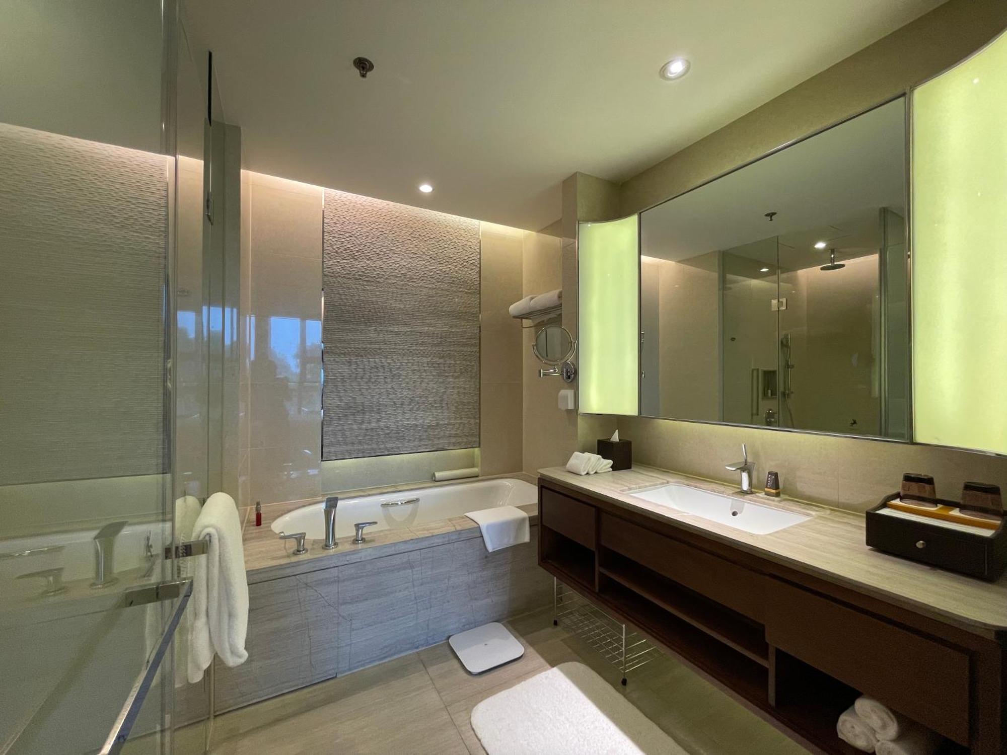 The Oct Harbour, Shenzhen - Marriott Executive Apartments Extérieur photo